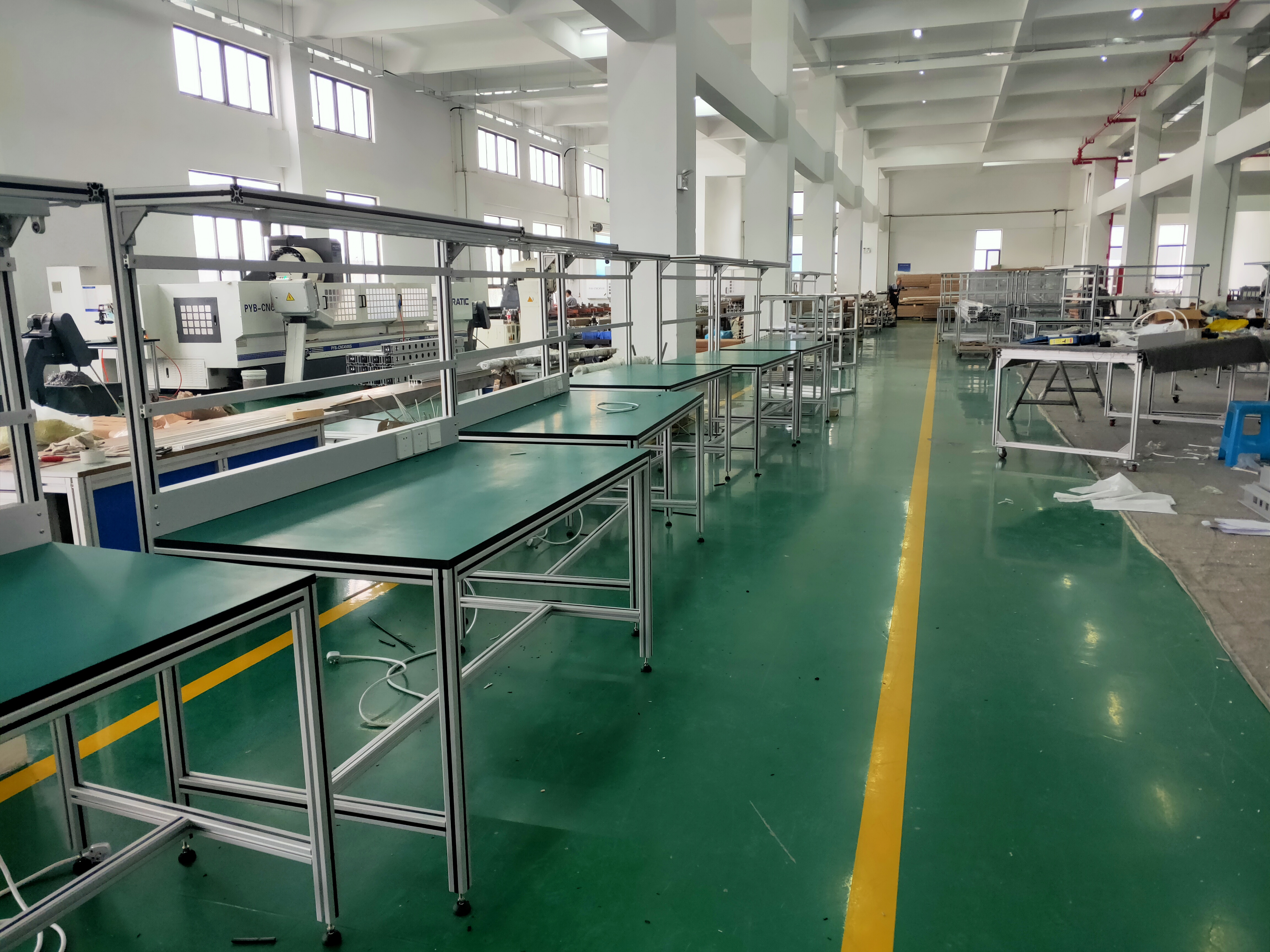 南京防靜電工作臺(tái)有著怎樣的不同之處？